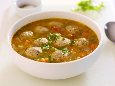 Turkey Balls, Veggies and Brown Rice Soup