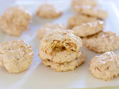 Pillowy Coconut Macaroons