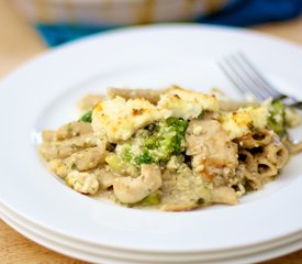 Ricotta Chicken, Noodle and Broccoli Casserole