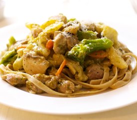 Chicken Pesto Vegetable Stir-Fry with Fettuccine