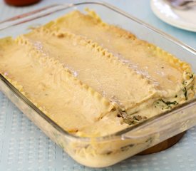 Cheesy Spinach and Mushroom Lasagna