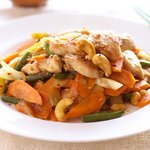 Cashew Chicken with Vegetables 