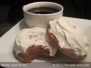 Baked Red Velvet Donuts