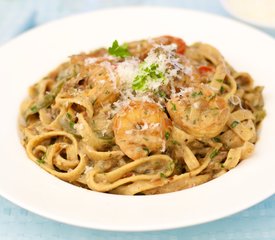 Fettuccine with Shrimp And Cream Sauce