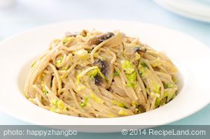 Creamy Fettuccine with Brussels Sprouts and Mushrooms recipe
