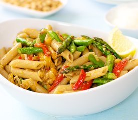 Lemon Pasta with Asparagus and Pine Nuts