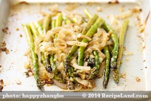 Roasted Asparagus with Sweet Onion recipe