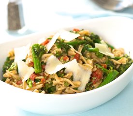 Pasta with Rapini and Garlicky Tomato Sauce