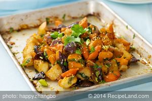 Garlic, Ginger and Soy Roasted Potato, Sweet Potato and Red Onion