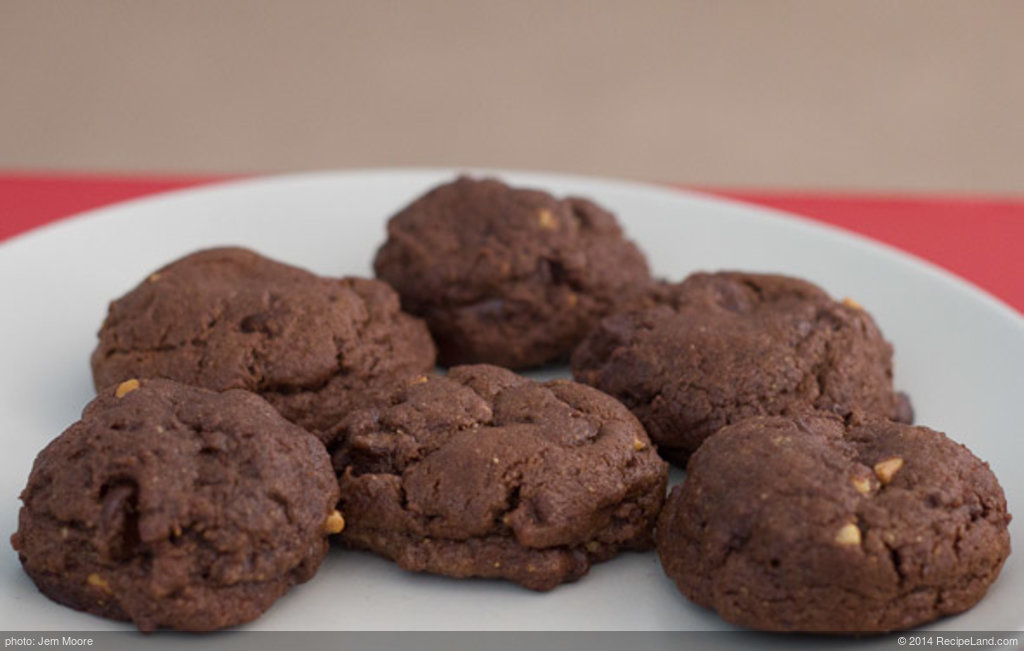 How To Prepare Chocolate Peanut Butter Cookies !!!