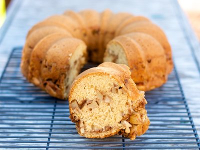 Apple Swirl Cake