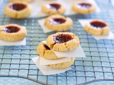 Christmas Lemon Raspberry Thumbprint Cookies