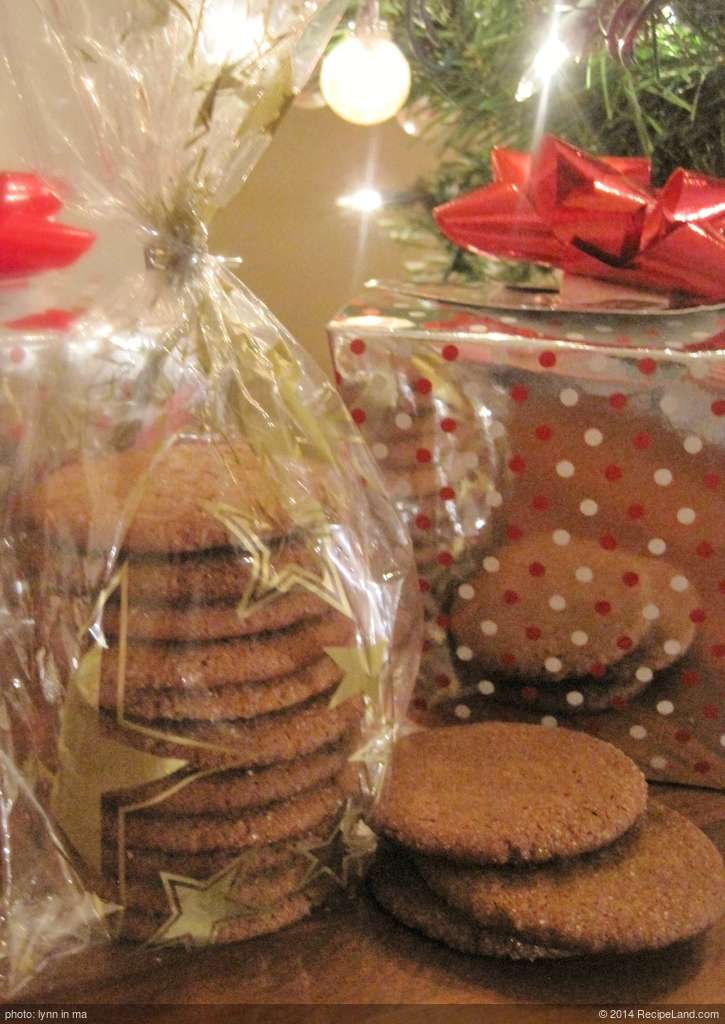 Old Fashion Ginger Snaps recipe
