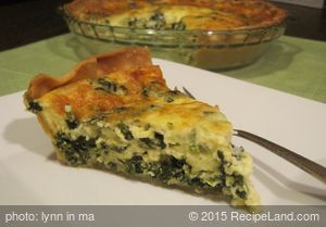 Deep Dish Spinach and Cheddar Quiche