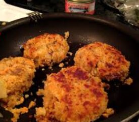 Always Yummy Salmon Cakes