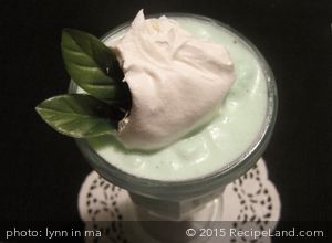Fast Food-Style Creamy Vanilla-Mint Milkshake