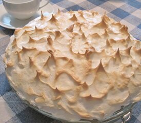 Lemon Party Meringue Pie