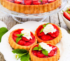 Fresh Strawberry and Citrus Mascarpone Tart with Port Glaze