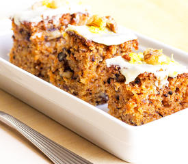 Super Moist Carrot Cake