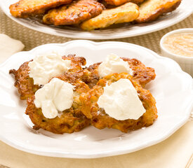 Lacy Potato Pancakes (Latkes)