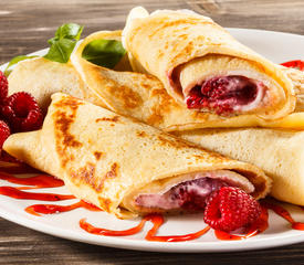 Crepes with Fresh Berry Sauce