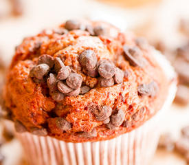 Easy and Moist Banana Chocolate Chip Muffins