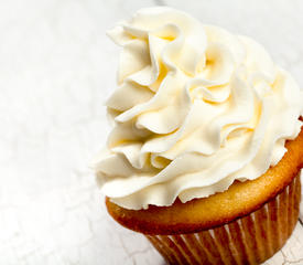 Buttery and Moist White Cupcakes