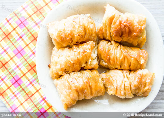 Baklava Rolls Recipe | RecipeLand