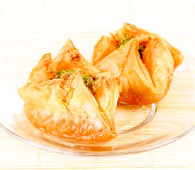 Simple Baklava Bites