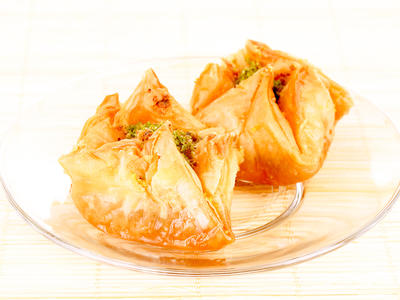 Simple Baklava Bites