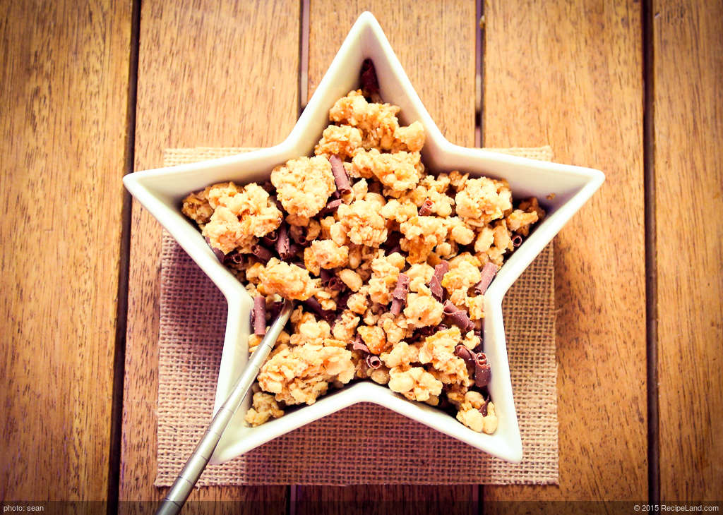 Chunky Granola (With No Oil Added) recipe