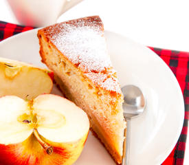 Applesauce Breakfast Cake