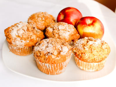 Curly Maple's Applesauce Muffins