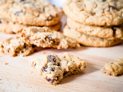 Apple Honey Oatmeal Cookies