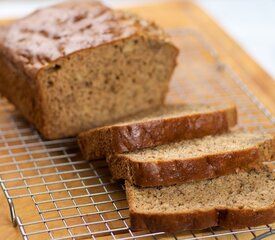 Easy and Moist Banana Bread