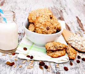 Cardamom Oatmeal Raisin Cookies