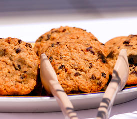 Vanishing Oatmeal Raisin Cookies