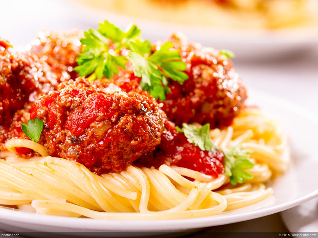 Crockpot Barbecued&nbsp;Meatballs