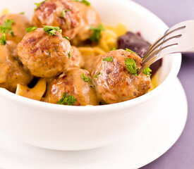 Yummy Meatballs with Milk Gravy