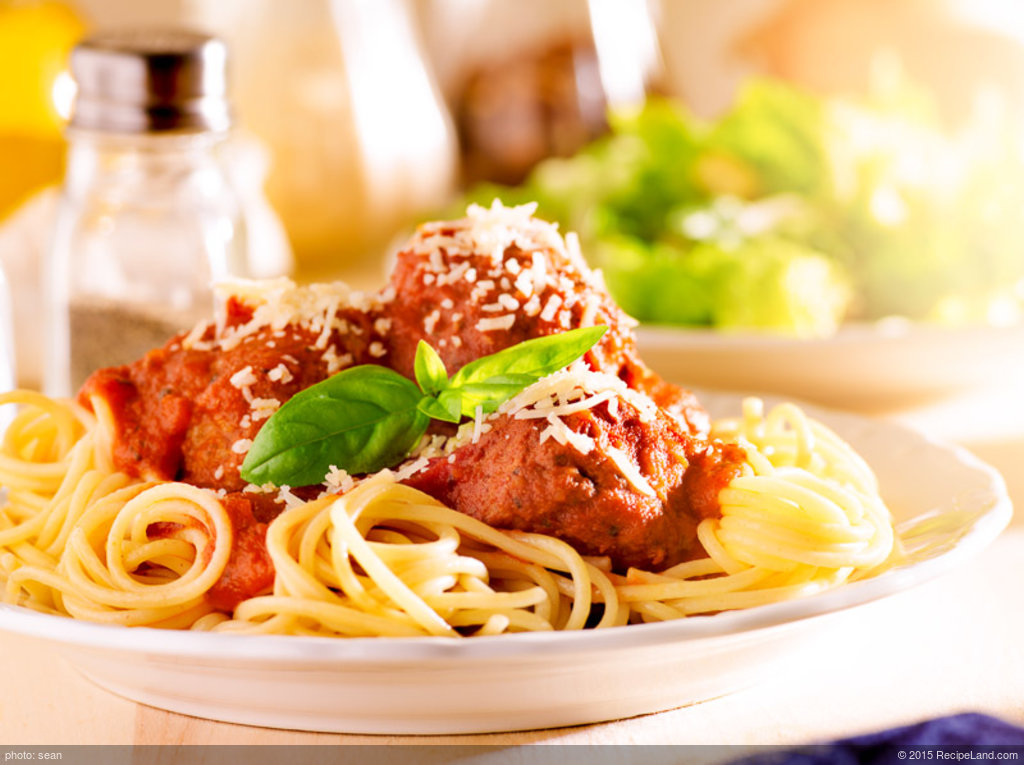 One Pan Pasta and Meatballs