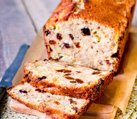 Amazin' Raisin Cake