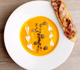 Roasted Spiced Pumpkin Maple Soup