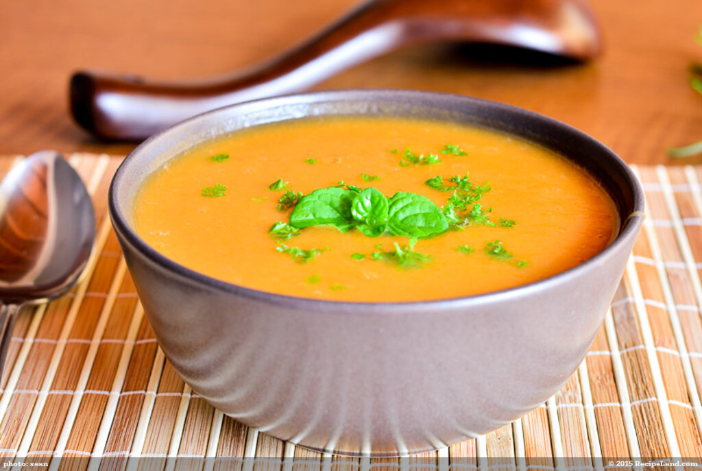 Curried Butternut Squash and Apple Soup