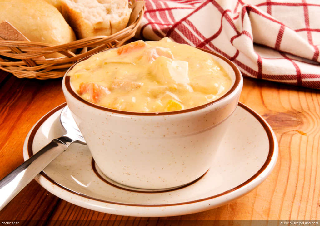 Best Cheesy Chicken Chowder recipe