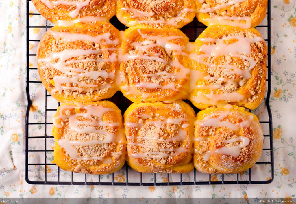 Honey Whole-Wheat Pumpkin Rolls recipe