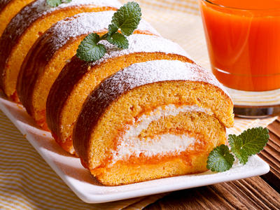 Pumpkin Cake Roll