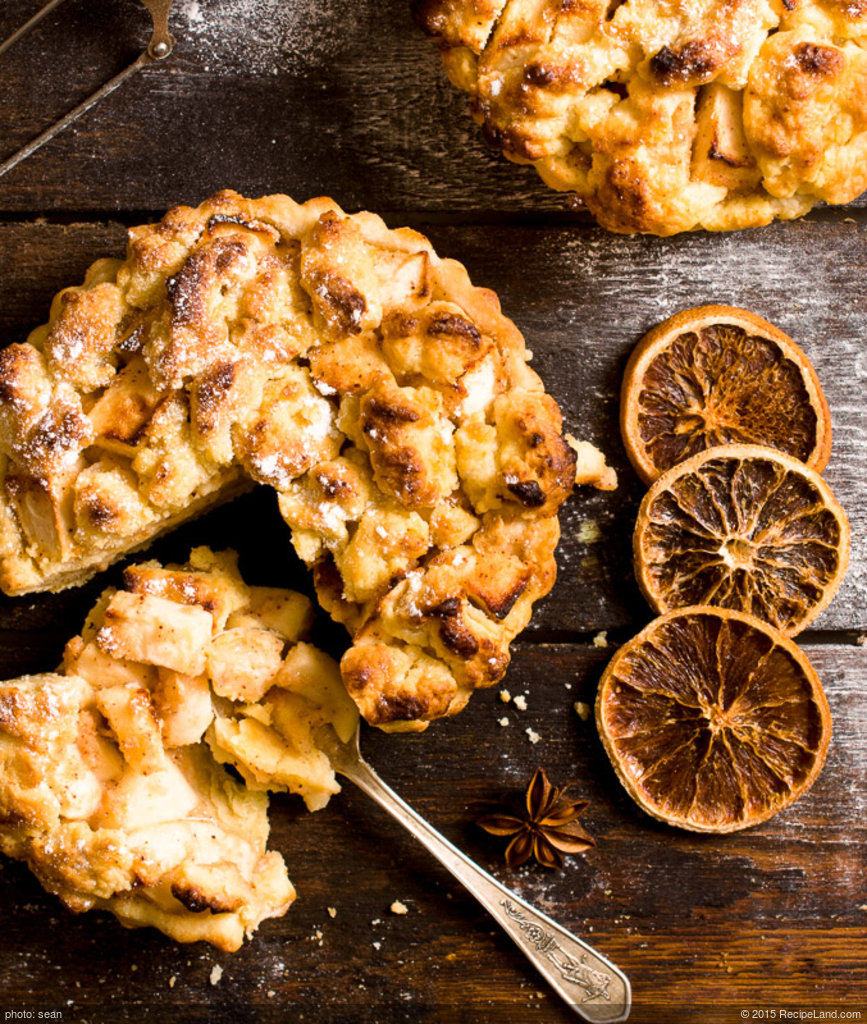 Best Apple Almond Pie
