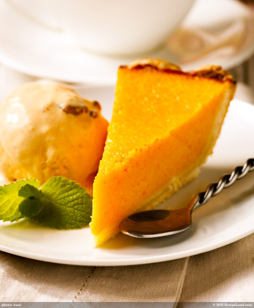 Yummy Pumpkin Chiffon Pie