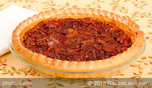 Easy Maple Pecan Pie