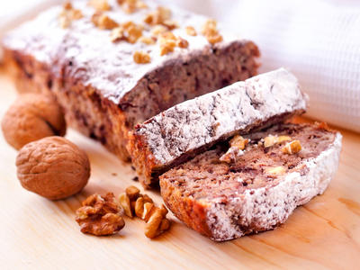 Moist Whole Wheat Banana and Walnut Bread